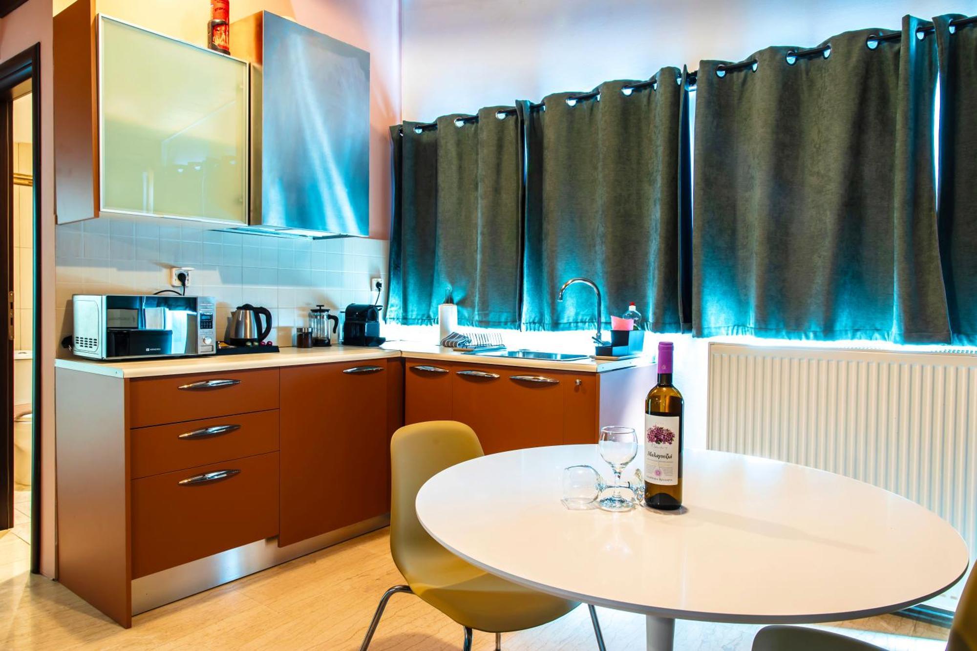Lis153 By Smart Cozy Suites - Top Floors With Amazing City View - Available 24Hr Atenas Exterior foto