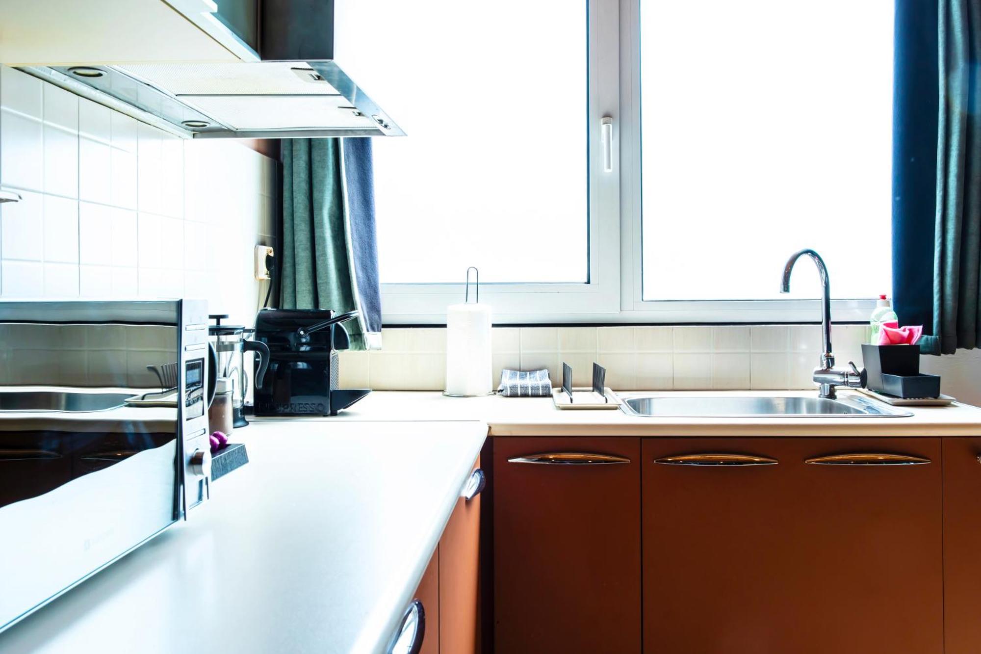 Lis153 By Smart Cozy Suites - Top Floors With Amazing City View - Available 24Hr Atenas Exterior foto